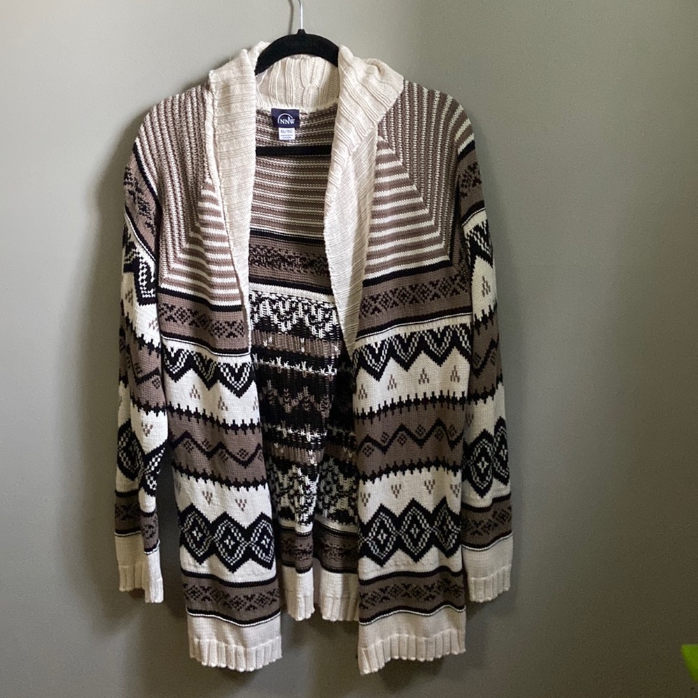 NNW - Sweater